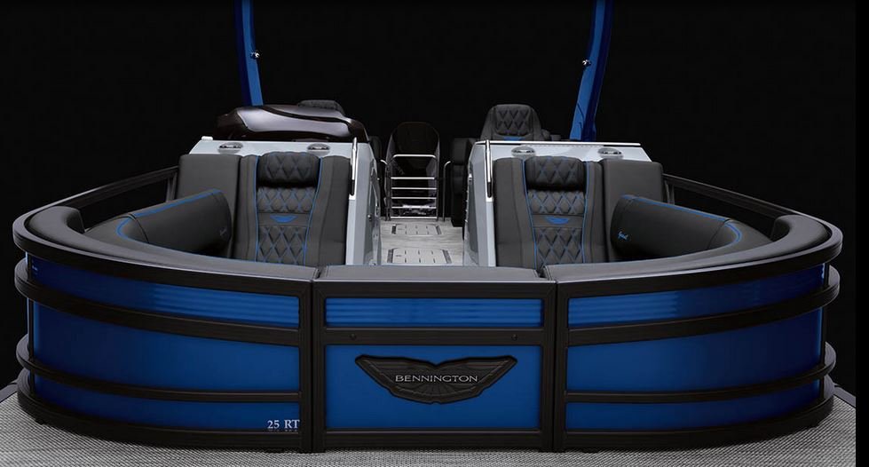 2026 Bennington R Bowrider Line 24 RT Fastback Quad Bench