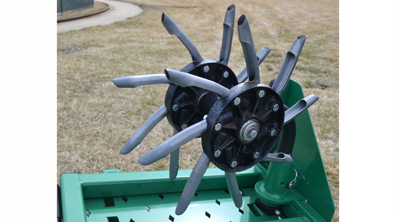 Billy Goat AET Series: 36/60” Towable