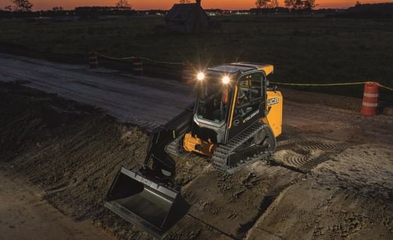 JCB 2TS 7T COMPACT TRACK LOADER