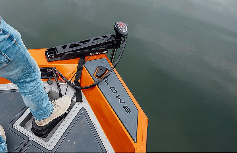 Lowe Boats Stinger 178 Orange Riot w/ Gray Poly Roughliner Splatter Black Interior Coating