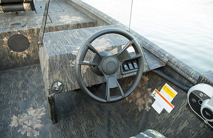 Lowe Boats ROUGHNECK 1760 SC Dead Grass Green