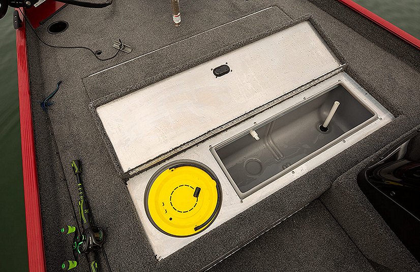 2026 Lowe Boats Skorpion 17 Candy Apple Red Exterior Gray Carpeted Interior