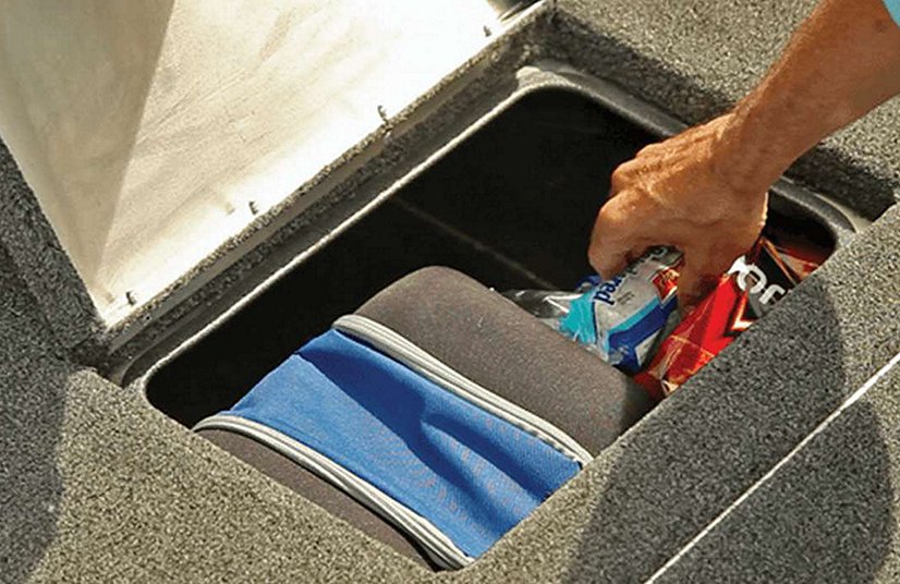 2025 Lowe Boats Legacy Bright White