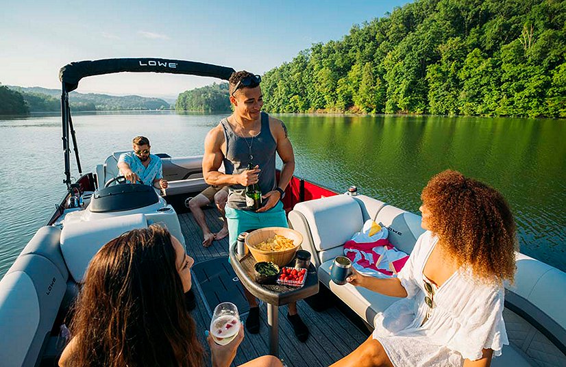 2026 Lowe Boats SS 210 CL Custom Graphic Black Metallic