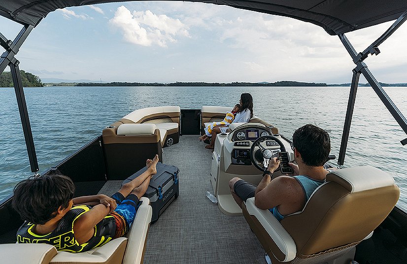 2025 Lowe Boats SS 250 WT Caribou Metallic Exterior Tan Upholstery with Mono Chrome Accents