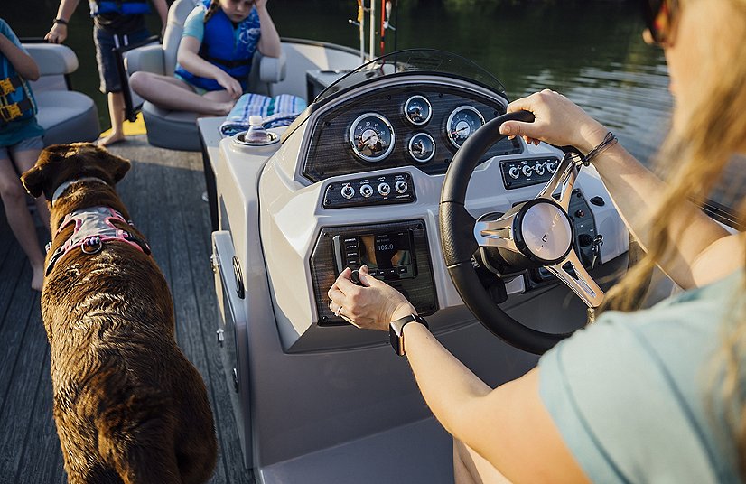 2026 Lowe Boats SF 232 WT Gray Upholstery w/Monochrome Accents