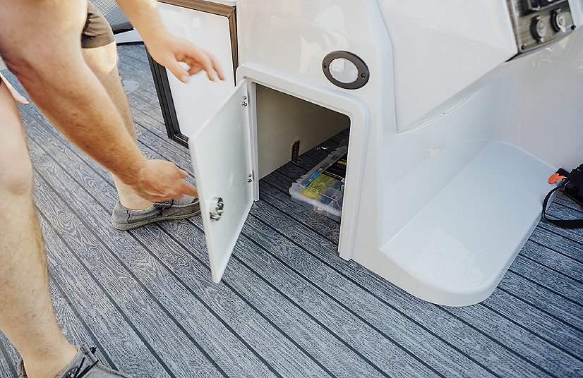 2026 Lowe Boats SF 232 WT Gray Upholstery w/Monochrome Accents