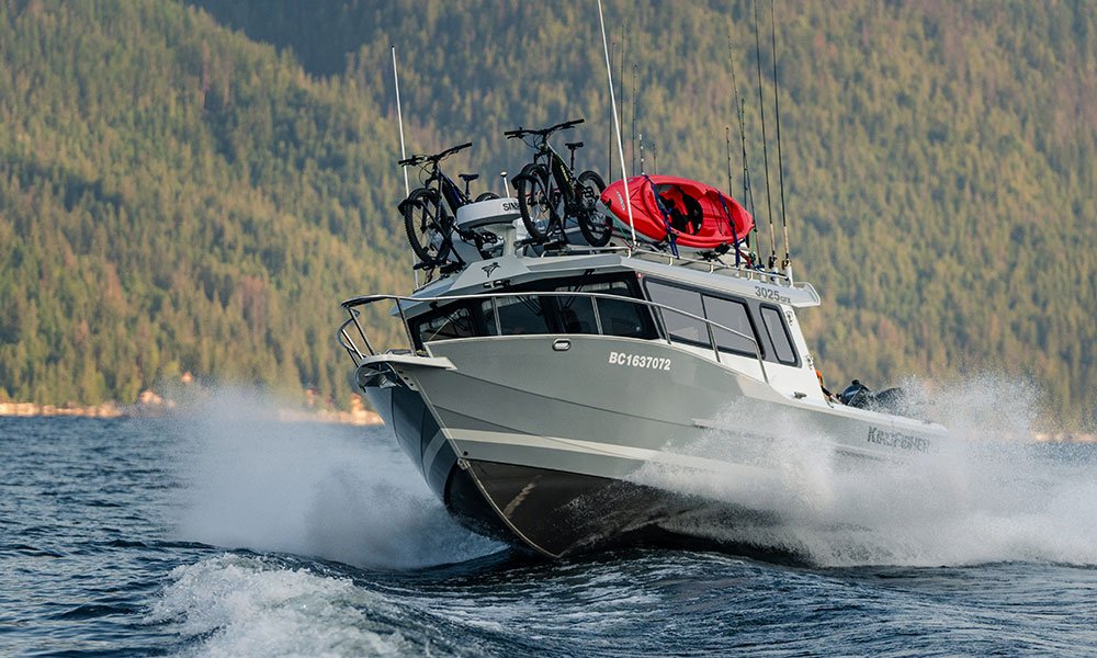 ALUMINUM VS FIBREGLASS – WHAT MAKES THE BEST HULL?