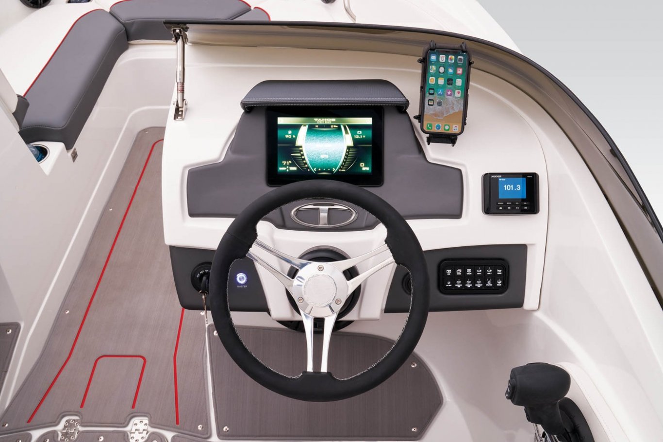 https://www.tahoeboats.com/content/dam/wrmg/tahoe/2023/sport-boats/210-s-limited/features/23_TA_210S-LIMITED_FA027.jpg/jcr:content/renditions/cq5dam.web.1400.1400.jpeg