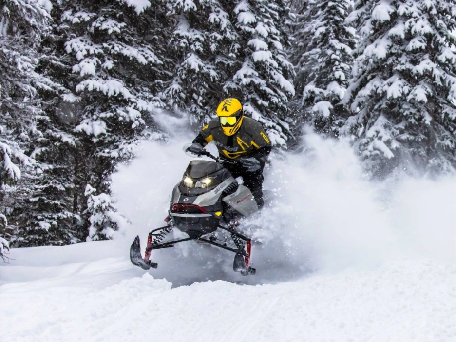2023 Ski Doo Renegade Enduro Rotax® 850 E TEC® Black/Neo Yellow