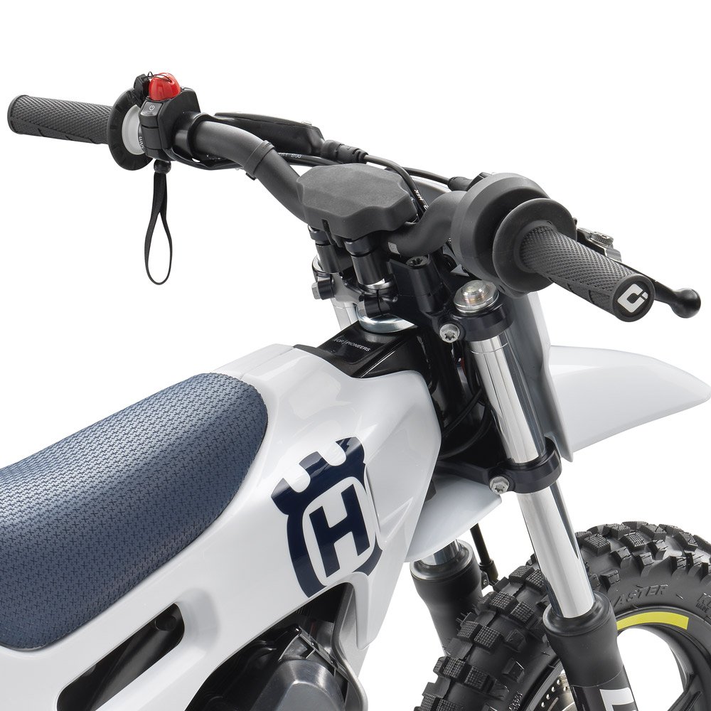 2025 Husqvarna EE 2
