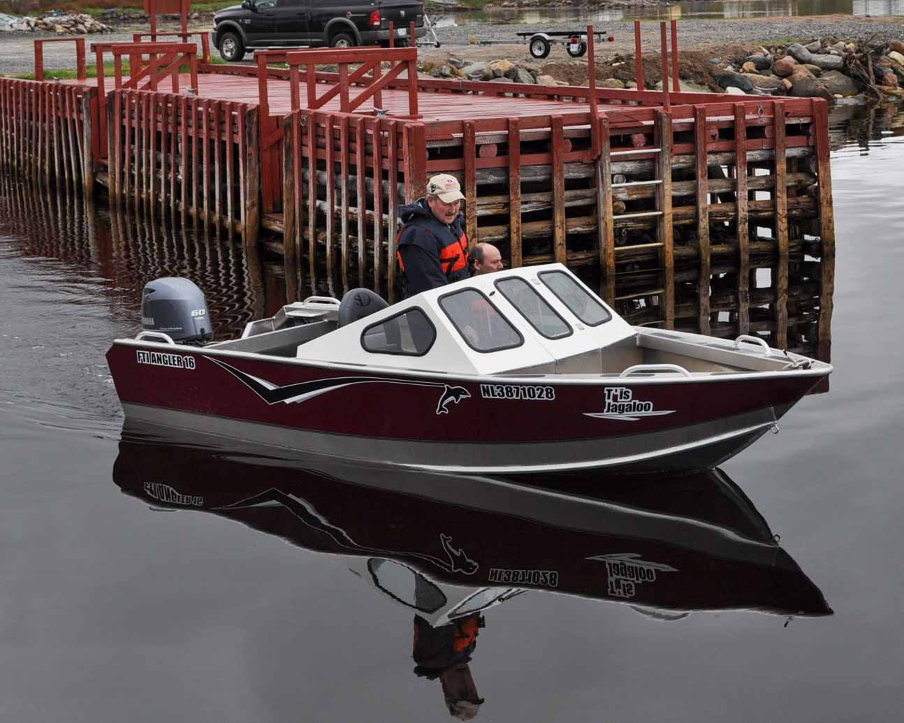 Fab Tech Silver Dolphin 16 Bow Rider