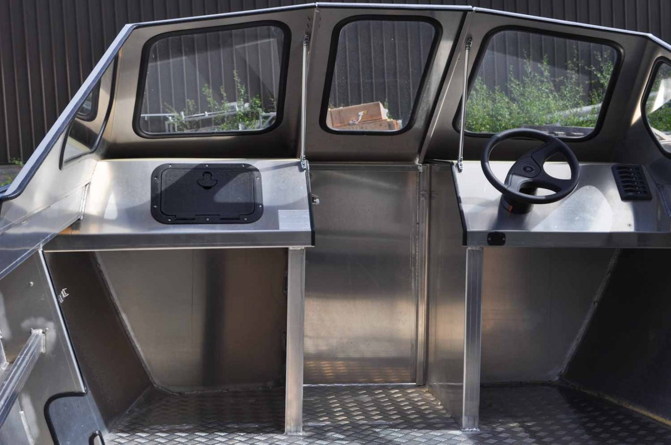 Fab Tech Silver Dolphin Bow Rider 17'