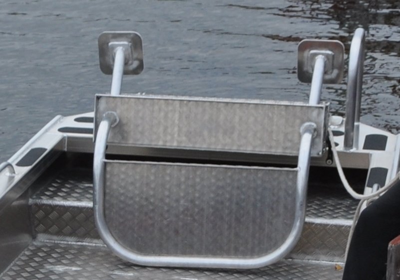 Fab Tech Silver Dolphin Flat Bottom 20'