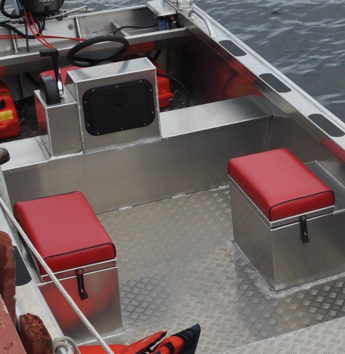 Fab Tech Silver Dolphin Flat Bottom 20'