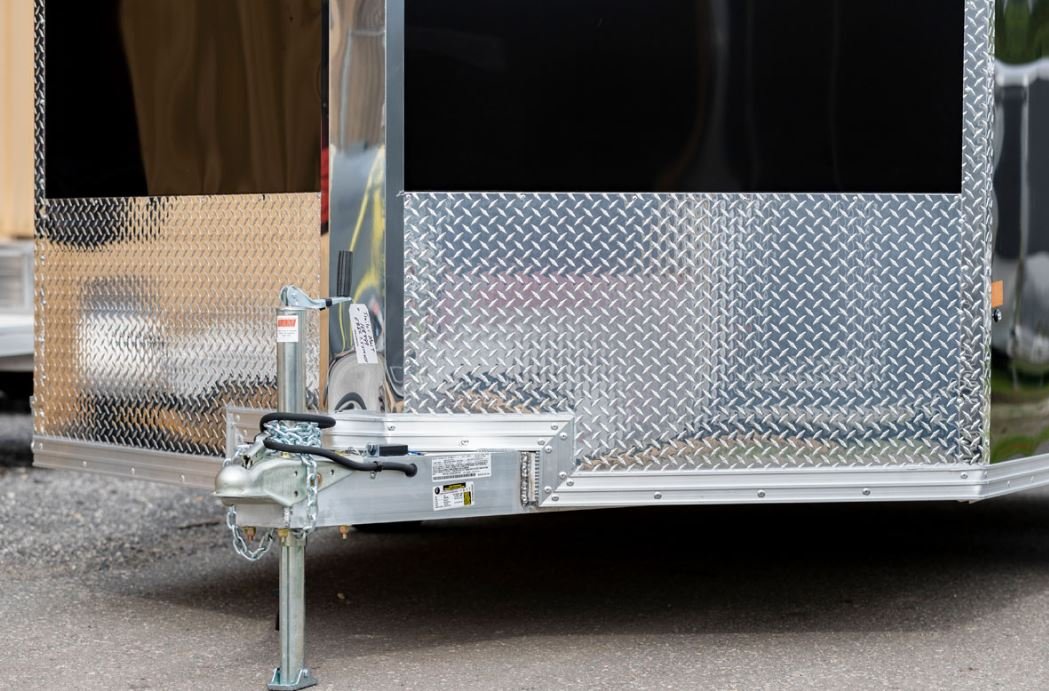 E Z Hauler ENCLOSED ULTIMATE 8.5x16 CONTRACTOR TRAILERS