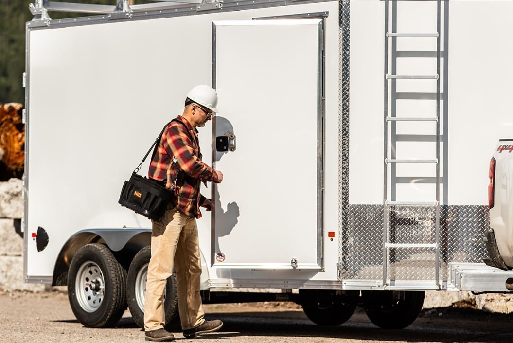 E Z Hauler ENCLOSED ULTIMATE 8.5x16 CONTRACTOR TRAILERS