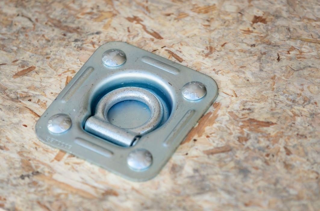 E Z Hauler ENCLOSED CAR HAULERS 8.5x32