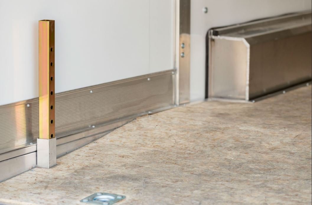 E Z Hauler ENCLOSED CAR HAULERS 8.5x32