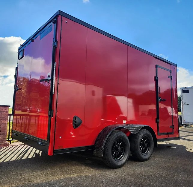 Discovery Rover SE Victory Red