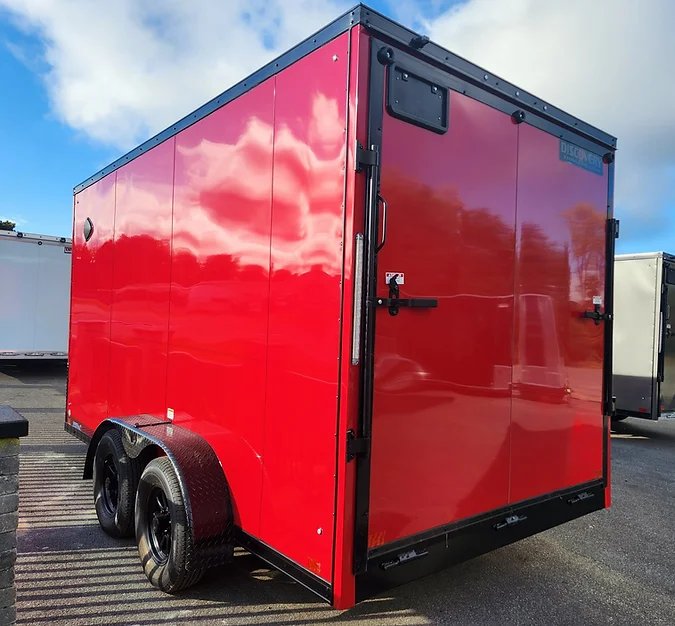 Discovery Rover SE Victory Red