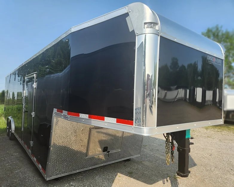 Discovery Steel Gooseneck Discovery Steel Gooseneck With Poly Core Exterior and Brite Corners.