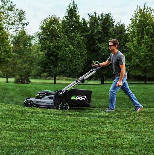 EGO POWER+ Mower 22 Super Composite Deck Select Cut™ System with Peak Power Kit (Two 6Ah Batteries) LM2244SP 2