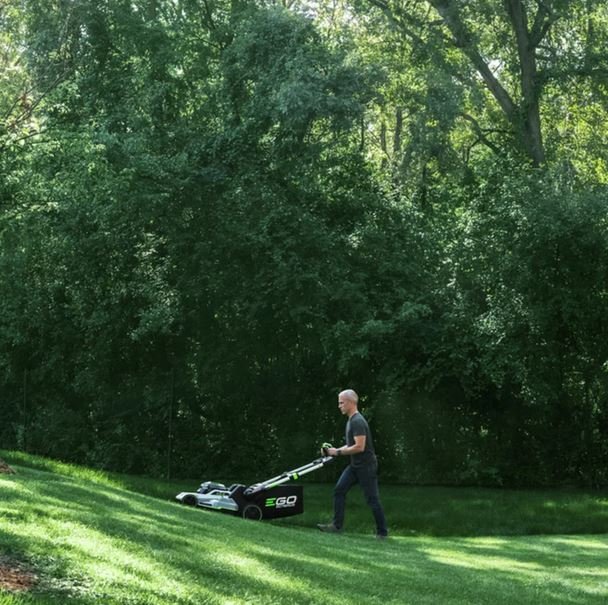 EGO POWER+ Mower 21 Self Propelled with Touch Drive™ Kit (4.0Ah and 6.0Ah Batteries) LM2123SP 2