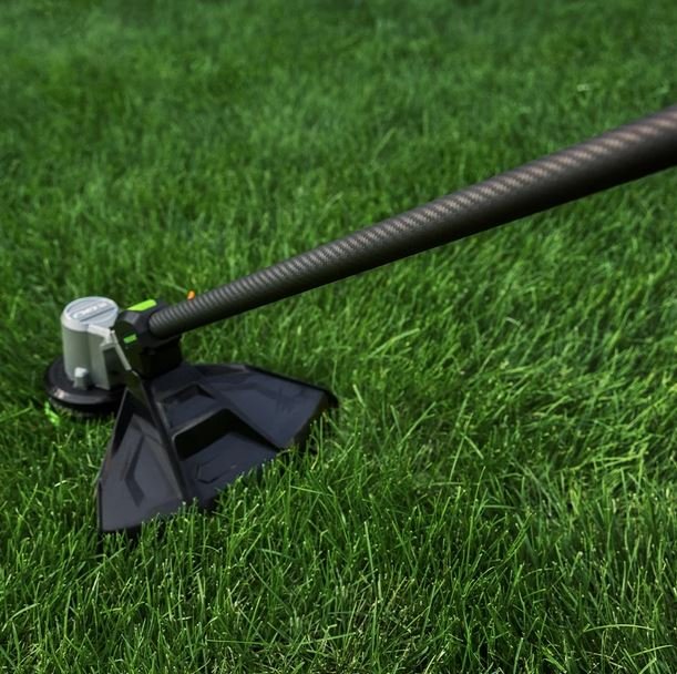 EGO POWER+ 16 POWERLOAD™ String Trimmer with Telescopic Carbon Fiber Shaft ST1611T