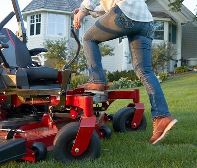 Toro 60 (152 cm) TITAN® MAX Zero Turn Mower (76601)