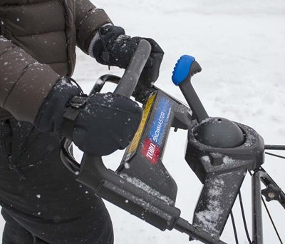 Toro 24 (61 cm) SnowMaster® 824 QXE Snow Blower (36003)