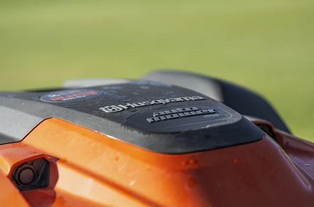 AM450XH EPOS AUTOMOWER WITH REF STATION