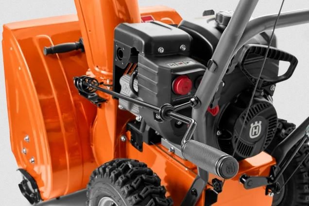 HUSQVARNA ST124 SNOWTHROWER