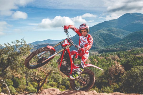 GASGAS TXT300 TRIAL MOTORCYCLE: COMPLETE TEST