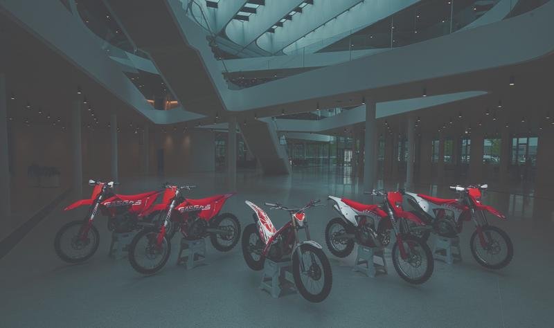 Premier aperçu des motos GASGAS 2022 sur les modèles de motocross MC 2022
