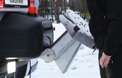 HillTip IceStriker™ Pickup Sand & Salt spreader