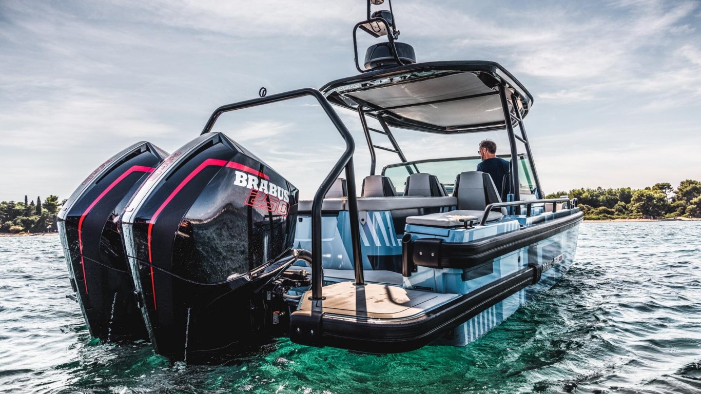 Brabus Shadow 500 Spyder & T top
