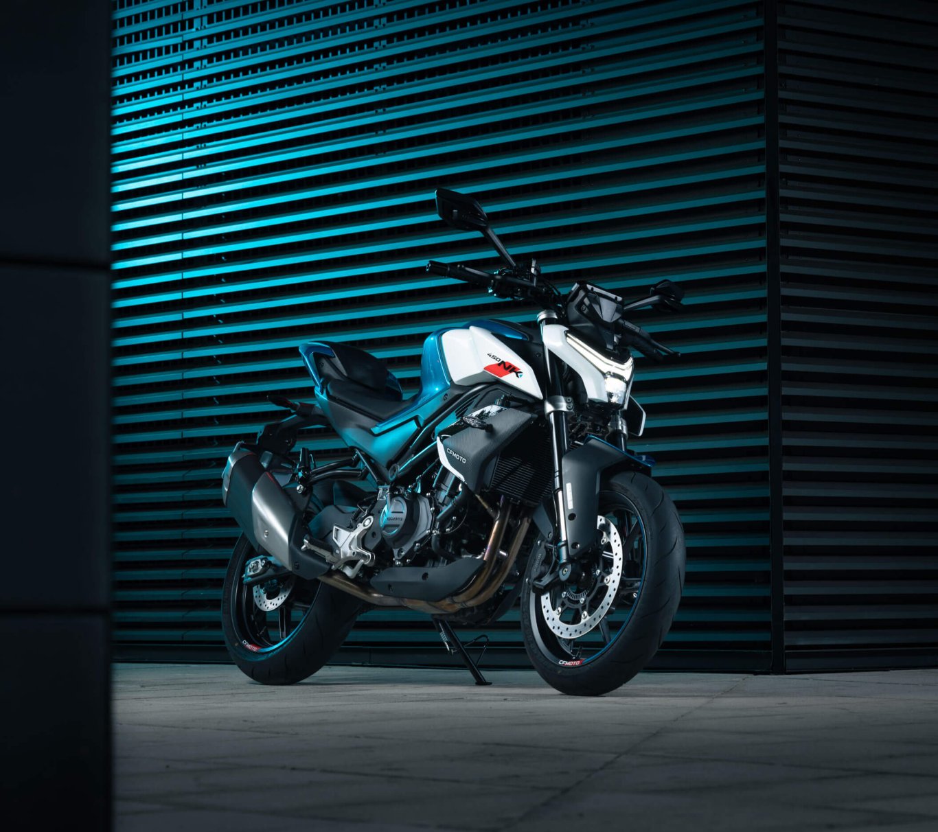 2024 CFMOTO 450NK Zephyr Blue