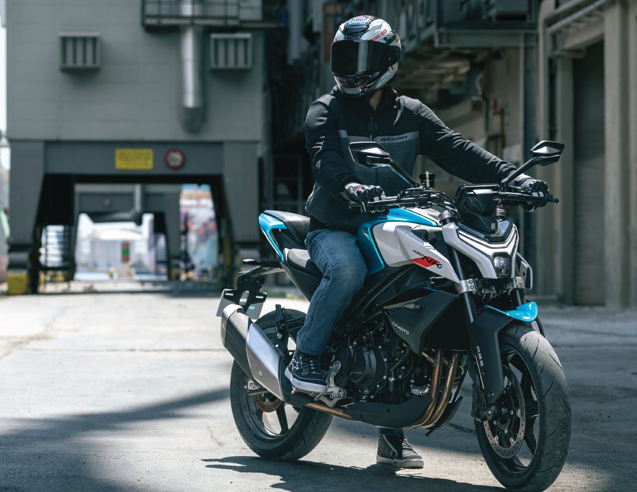 2024 CFMOTO 450NK Zephyr Blue