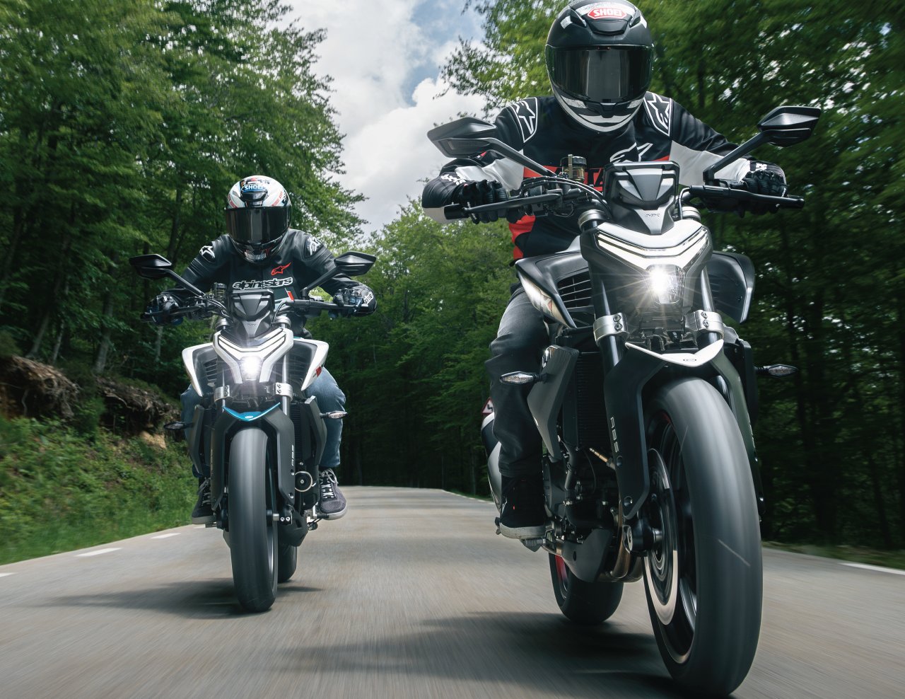 2024 CFMOTO 450NK Zephyr Blue