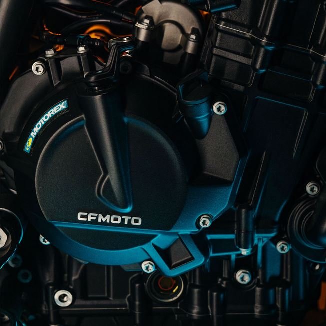 2024 CFMOTO Naked 800NK Zircon Black SIMPLY THE PERFORMANCE LEADER IN MID SIZE NAKED SPORT MODELS
