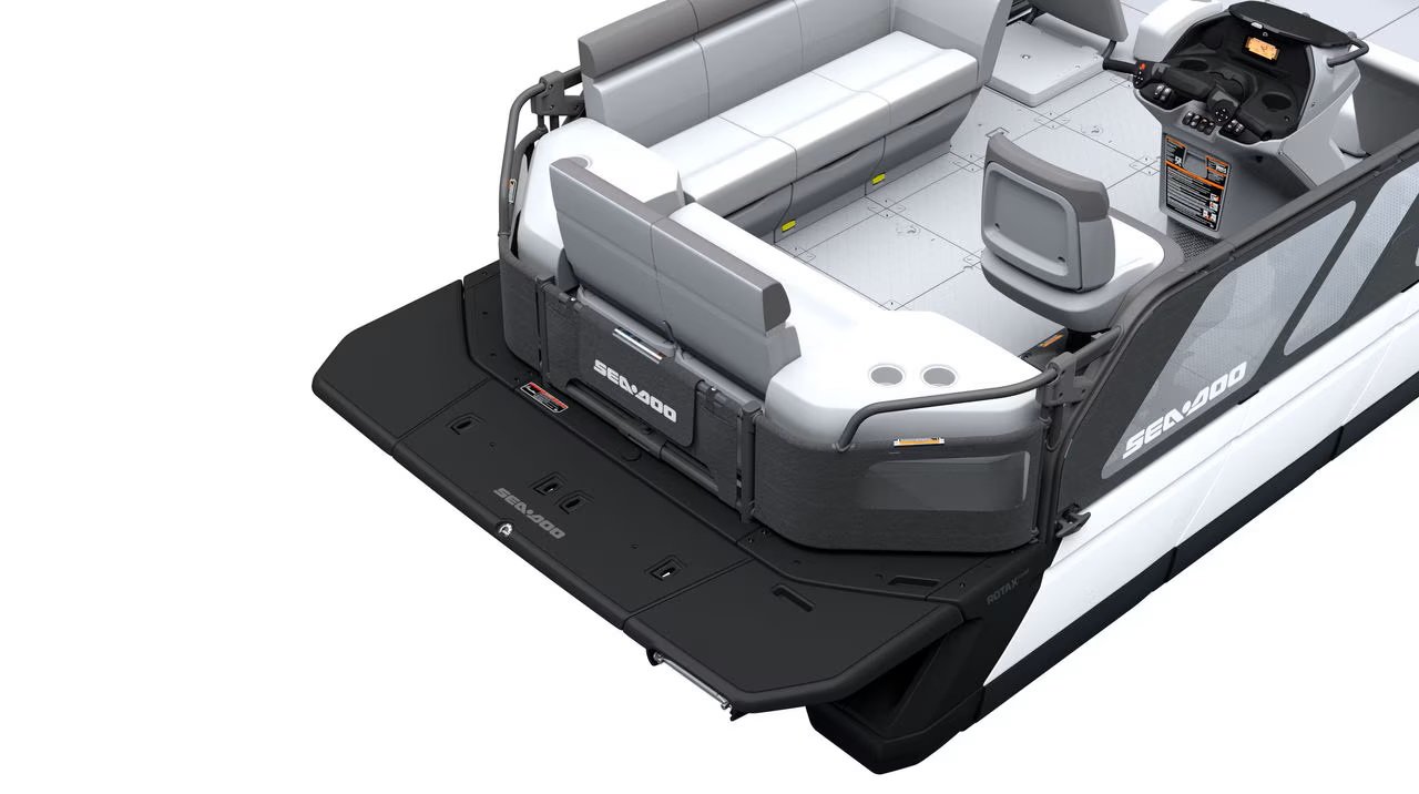 2025 Sea Doo Switch Cruise 21 170 hp Lava Red