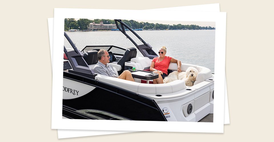 2026 Godfrey Sanpan 2700 SB Twin