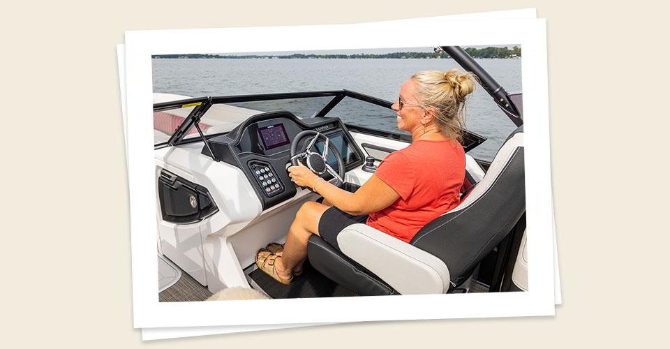 2026 Godfrey Sanpan 2700 SB Twin