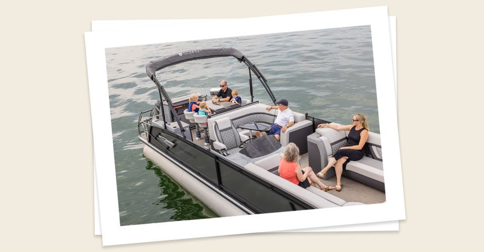 2026 Godfrey AquaPatio 275 CBE