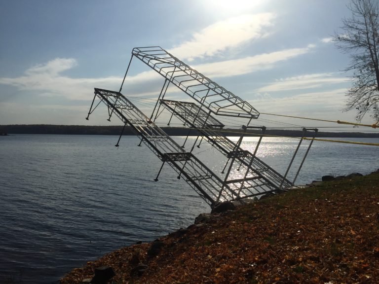 R & J Machine Lift Up & Lift Up Step Docks