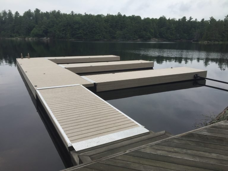 R & J Machine Steel Tube Floating & Commercial Dock Systems