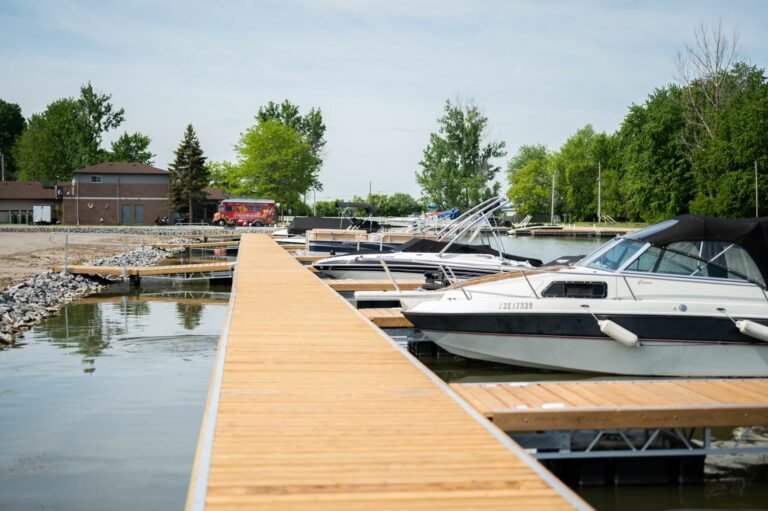 R & J Machine Steel Tube Floating & Commercial Dock Systems