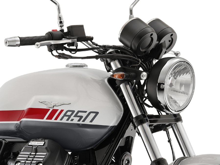 2024 Moto Guzzi V7 Special Silver Stripe Monochrome