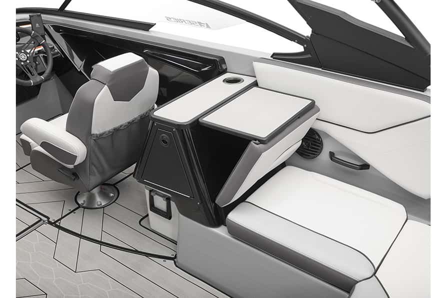 2026 Yamaha 252XE Powder Blue